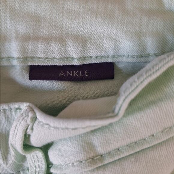 NYDJ Womens Ankle Skinny Jeans Mint Lift Tuck Casual Preppy Flattering Size 8 - Picture 4 of 9